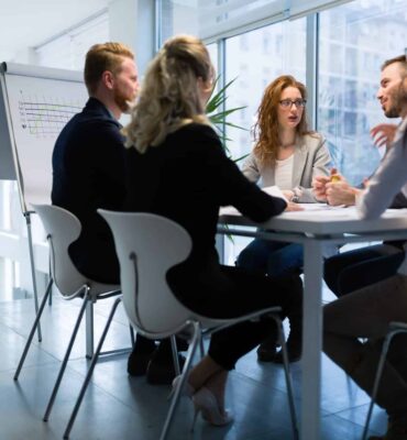 Factors Entrepreneurs Should Keep in Mind When Choosing a Startup Name 2