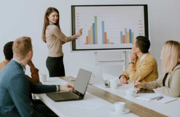 The Brutal Truth About Startup Pitches – Why You’re Failing to Hook Investors