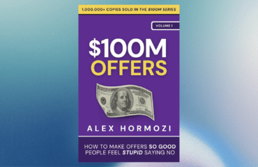 Blu Gradienti Basilare Presentazione Semplice a book cover with money and text